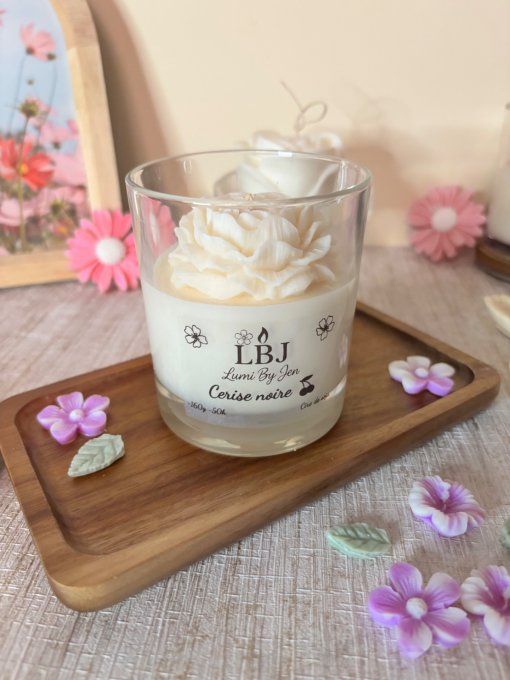 Bougie "Lumi pivoine" en cire de soja parfumé 160g