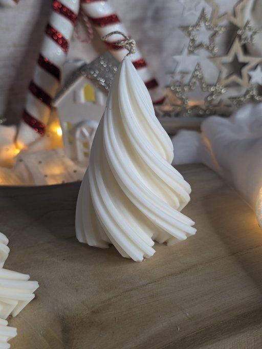Bougie moulée sapin de Noël en cire de soja non parfumée (Vendu à l'unité)