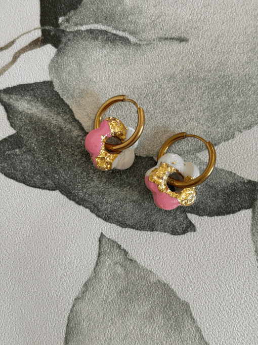 Boucles d'oreilles Fleurs bicolores dorées "PETIT MODELE"